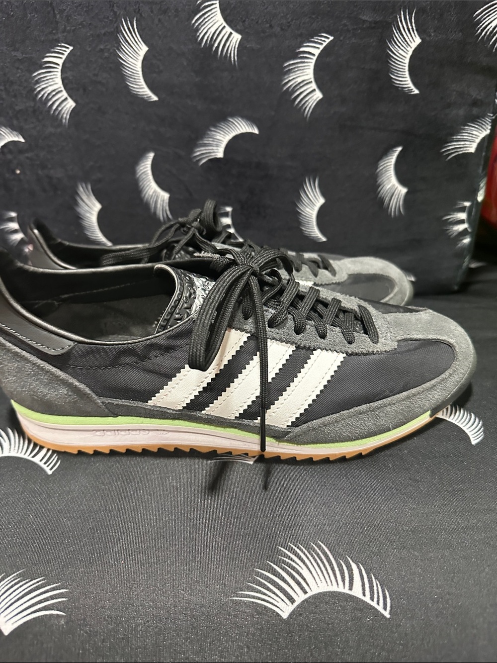 Adidas SL72 OG Black & Grey Retro Runner Sneakers